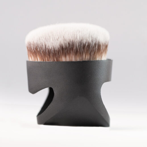 Finger Tip Make Up Brush Picco, side view